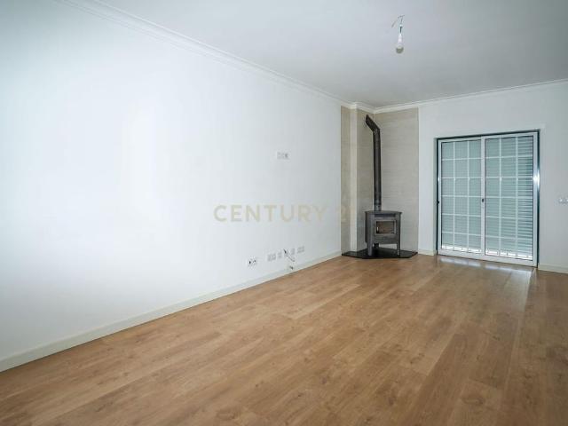 Apartamento alugar em Coimbra, Sé Nova