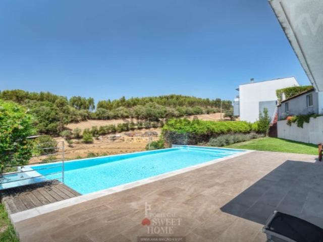 Casa venda em Loures, Torneiro