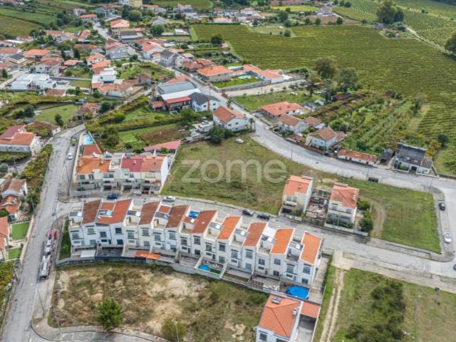 Terreno venda em Lousada, Porto
