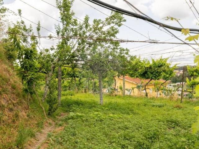 Terreno venda em Lousada, Porto