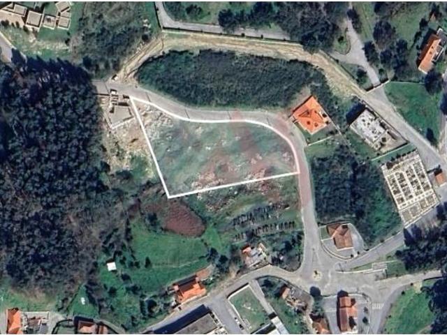 Terreno venda em Lousada, Porto