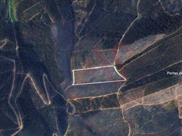 Terreno venda em Lousada, Porto