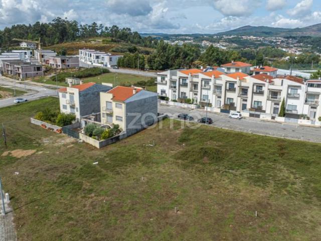 Terreno venda em Lousada, Porto
