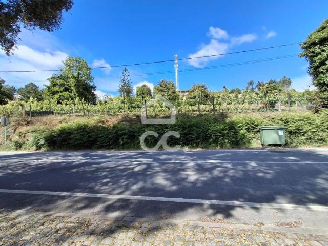 Terreno venda em Lousada, Porto