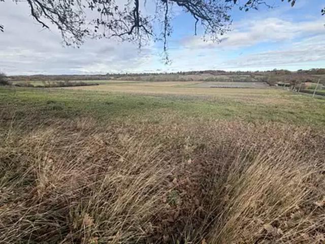 Terrain vente à Mirande, Loussous-débat