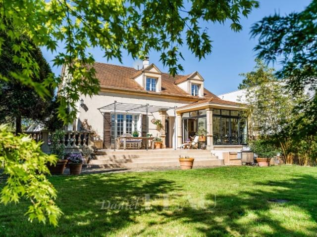 Maison vente à Saint-Germain-en-Laye, Louveciennes