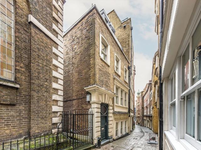 Apartment for rent in Lyons, Greater London