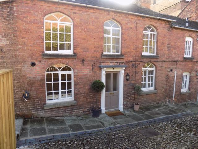 House for rent in Compton, Froggatt