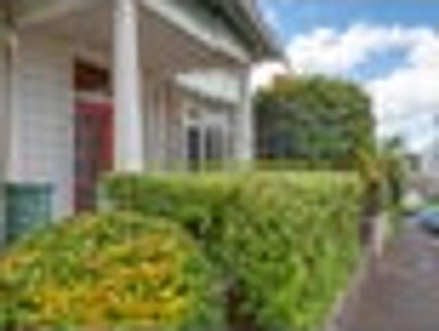 House for sale in Auckland, Oroua County