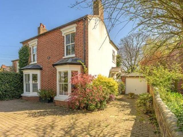 House for sale in Stourbridge, West Midlands