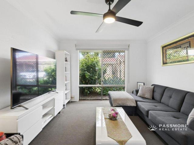 Villa for sale in Stirling, Western Australia