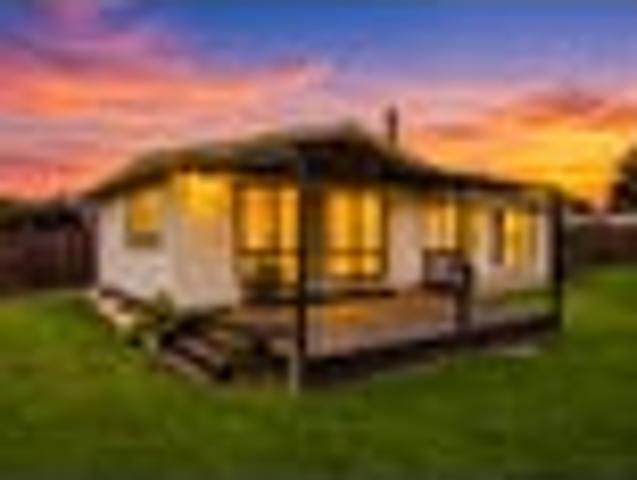 House for sale in Weymouth, Manurewa