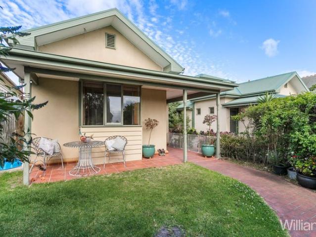 Townhouse for rent in Camerons Creek, Victoria