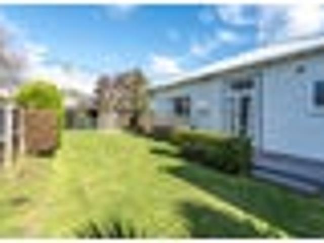 House for sale in Saint Albans, Canterbury