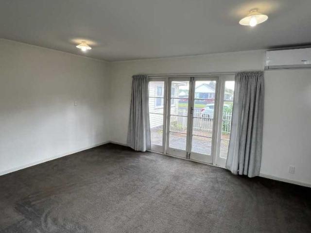 House for rent in Papakura