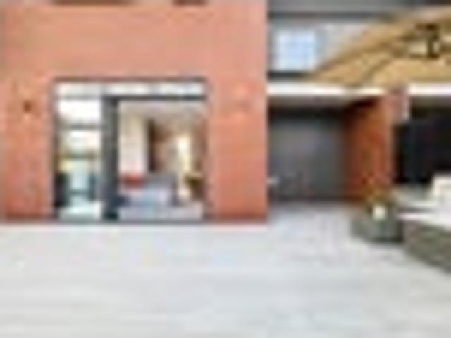 Townhouse for sale in Paremoremo