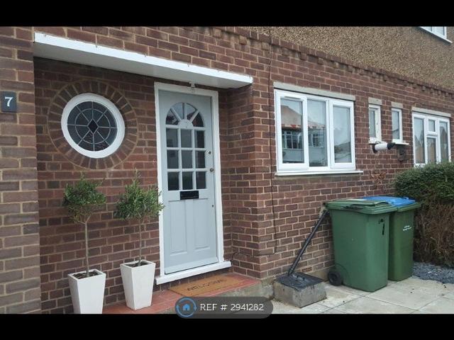 House for rent in Blackhills, Surrey