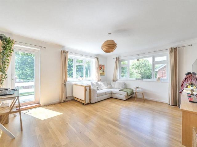 Apartment for rent in Royal Borough of Kingston upon Thames, Greater London