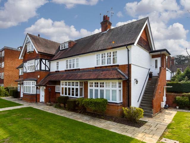 Apartment for rent in Royal Borough of Kingston upon Thames, Greater London
