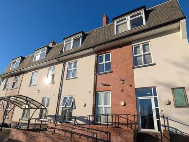 House for sale in West Yorkshire