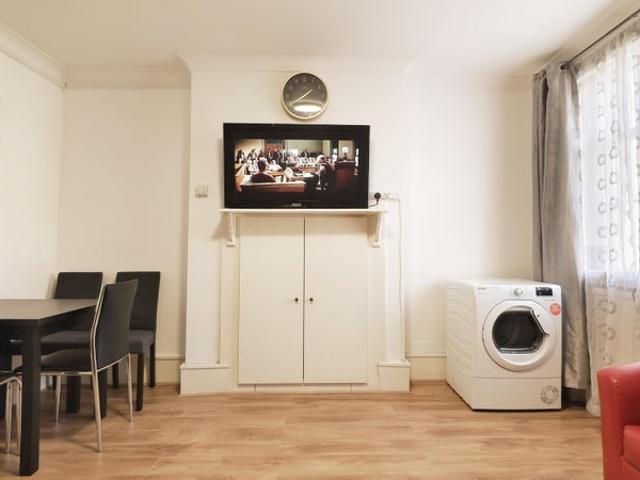 Apartment for rent in Marylebone, Greater London