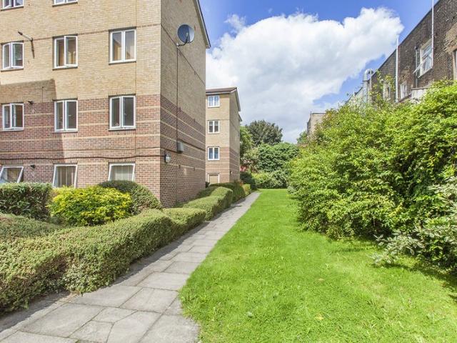 Apartment for rent in Barnsbury, Greater London