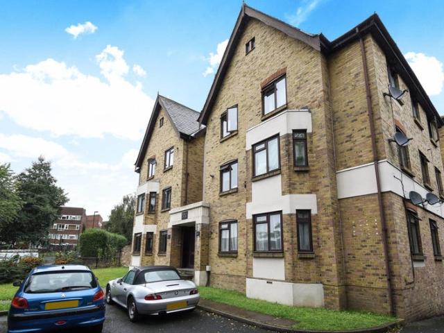 Apartment for rent in London Borough of Lewisham, Ladywell