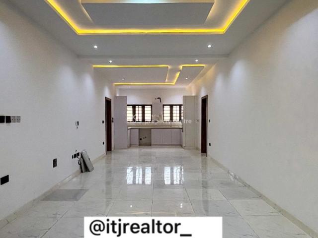 Flat for sale in Eti Osa, Lagos