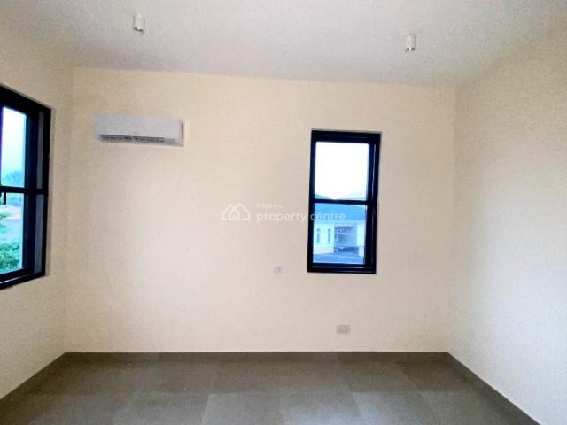 Flat for rent in Eti Osa, Lagos