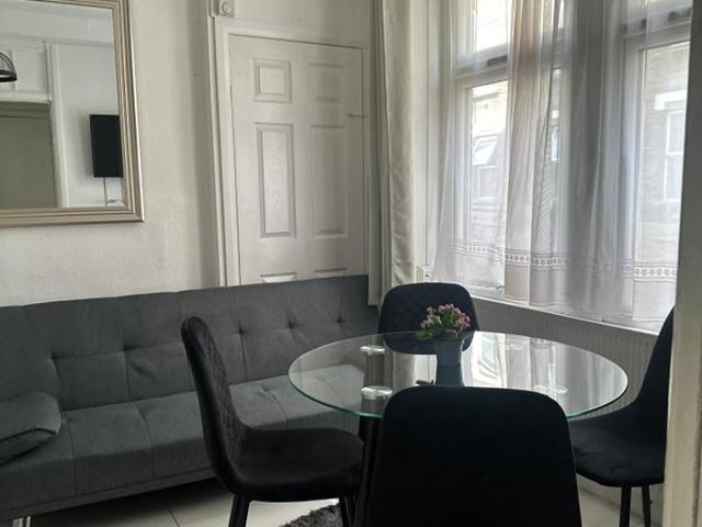 Apartment for rent in Paddington, Greater London