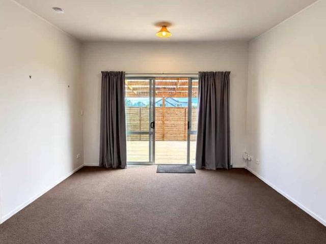 House for rent in Te Atatū South, Henderson-Massey