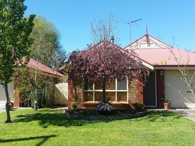 Villa for rent in Nairne, Mount Barker District Council