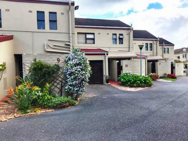 Townhouse for sale in Bellville, Western Cape