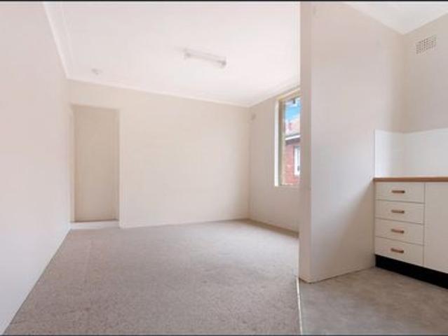 Apartment for rent in Wollongong West, New South Wales