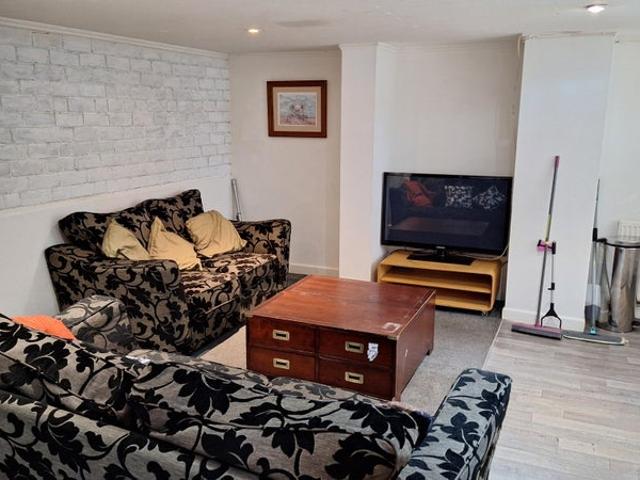 Apartment for rent in Burley, West Yorkshire