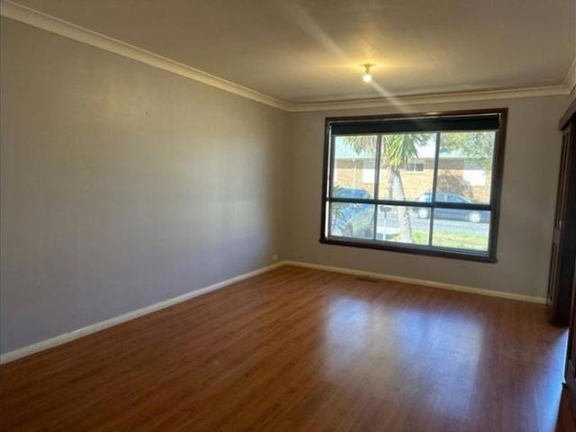 Apartment for rent in Meadow Heights, Victoria