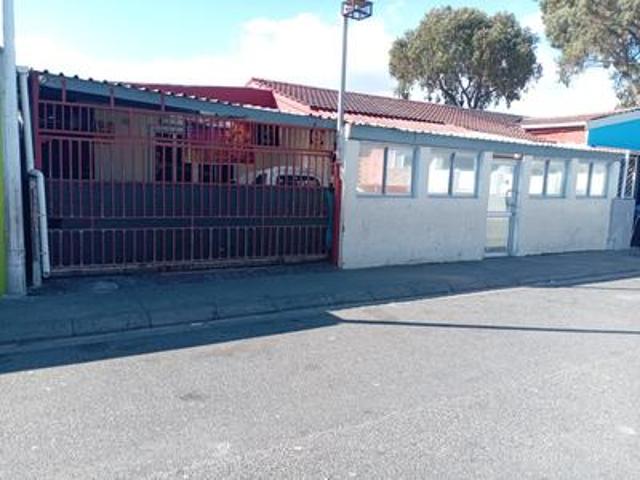 House for sale in Mitchells Plain, City of Cape Town