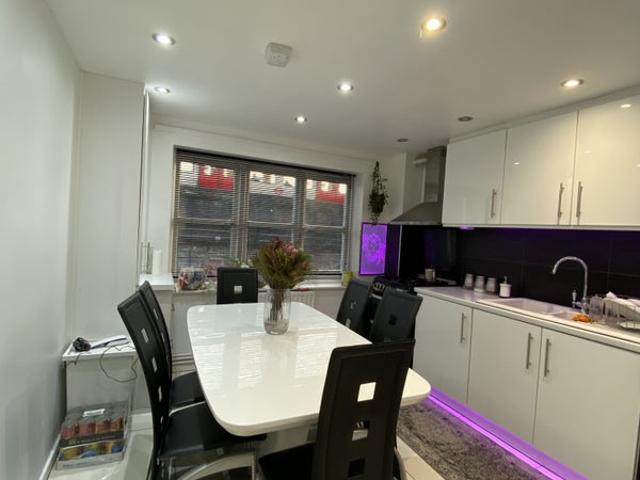 Apartment for rent in Bromley-by-Bow, Bow