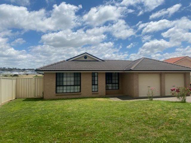 House for rent in Brisbane Grove, New South Wales