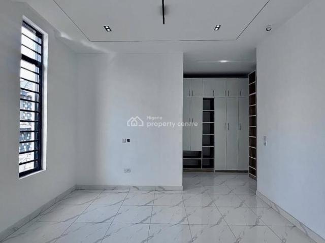 Detached house for rent in Eti Osa, Lagos