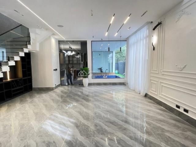 Detached duplex for sale in Eti Osa, Lagos