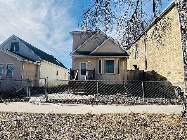 House for sale in East St. Paul, Manitoba