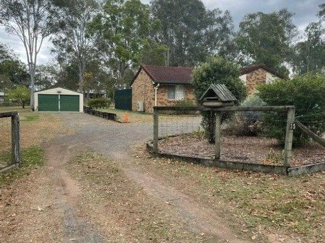 Cottage for rent in Jimboomba, Greater Brisbane