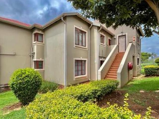 Apartment for sale in Vosloorus, Gauteng