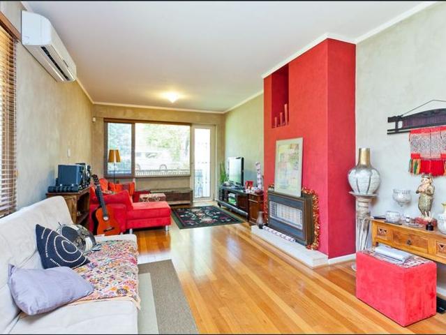 Apartment for rent in Claremont, Town of Claremont