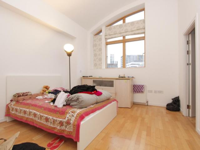 Room for rent in East Greenwich, Greater London