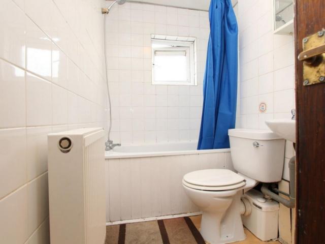 Room for rent in Hoxton, Greater London