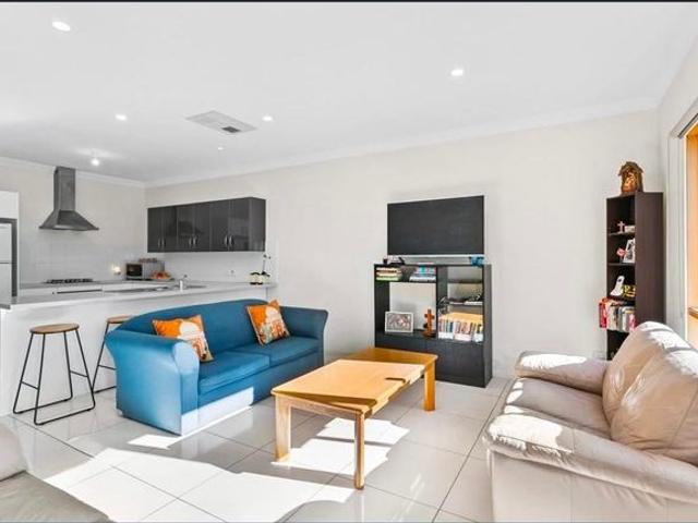 Townhouse for rent in Horseshoe Creek, South Australia