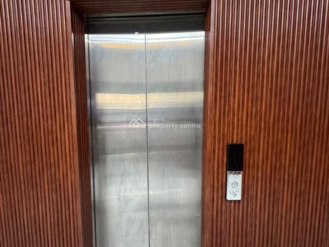 Flat for sale in Eti Osa, Lagos