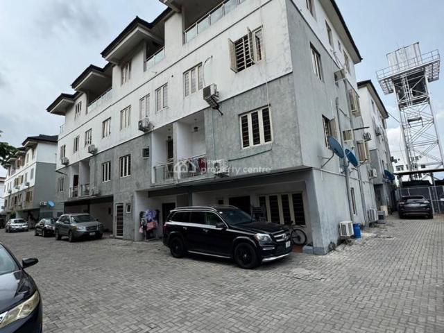 Detached house for sale in Surulere , Surulere